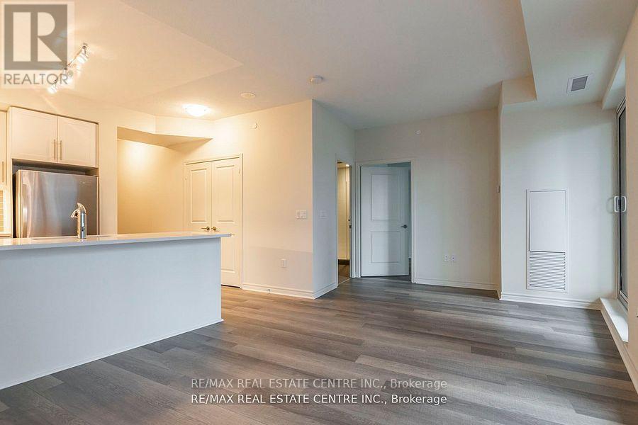 1401 - 39 Annie Craig Drive, Toronto, Ontario  M8V 0H1 - Photo 2 - W13729110