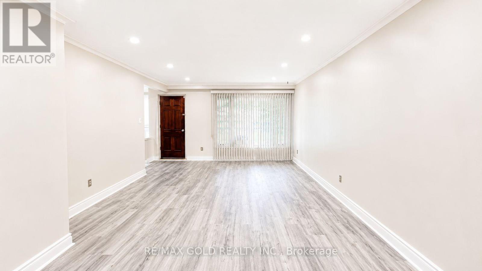 7383 Manion Road, Mississauga, Ontario  L4T 2K8 - Photo 7 - W13729152