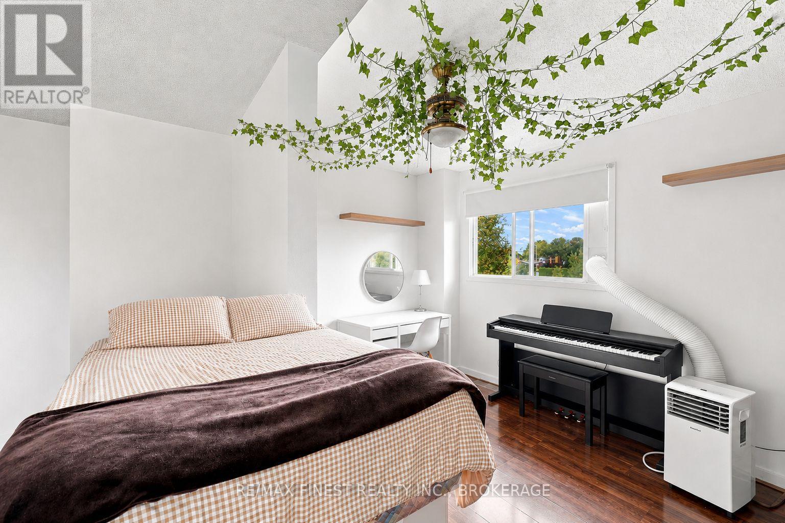 944 Uxbridge Crescent, Kingston, Ontario  K7M 8K8 - Photo 20 - X13728010