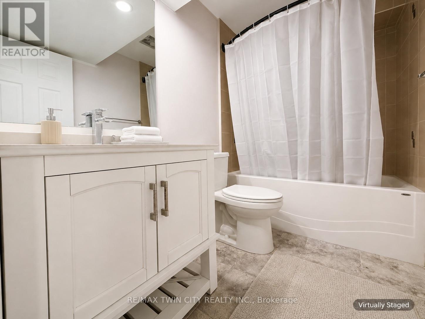 53 Creek Ridge Street, Kitchener, Ontario  N2R 0B6 - Photo 14 - X13729122