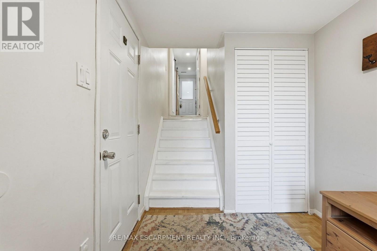 33 - 3 Burdock Lane, Hamilton, Ontario  L9H 6E9 - Photo 4 - X13729162