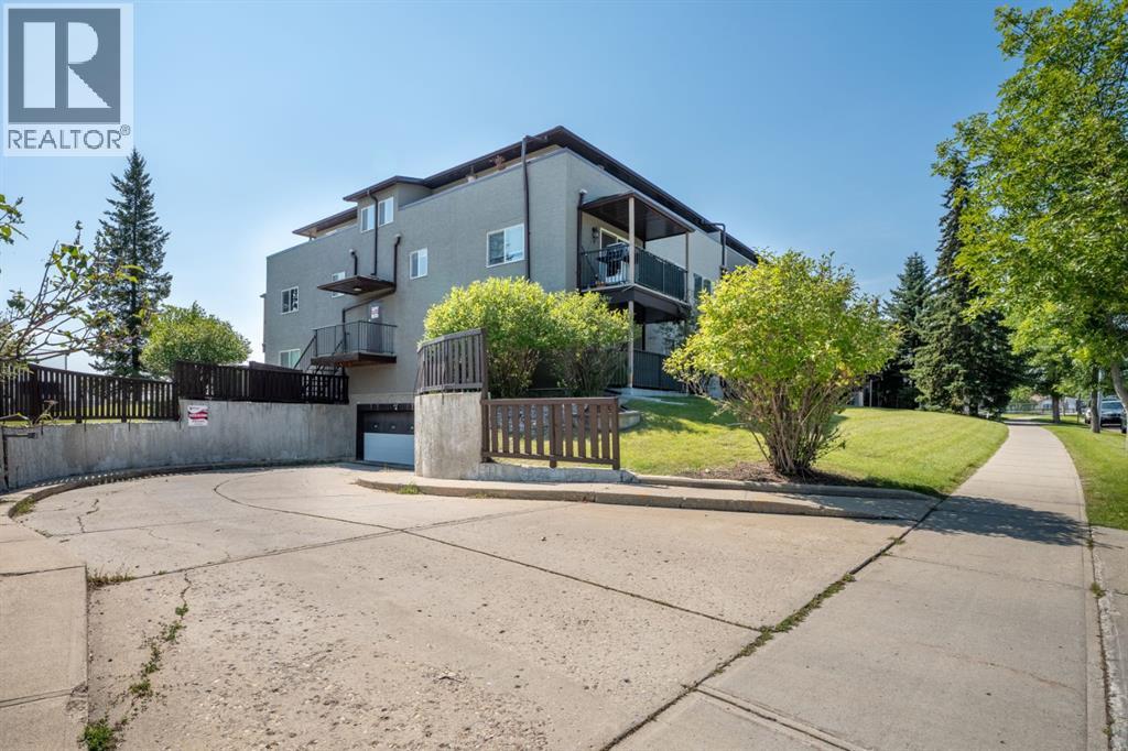 207, 280 Banister Drive, Okotoks, Alberta  T1S 1Y5 - Photo 2 - A2339103
