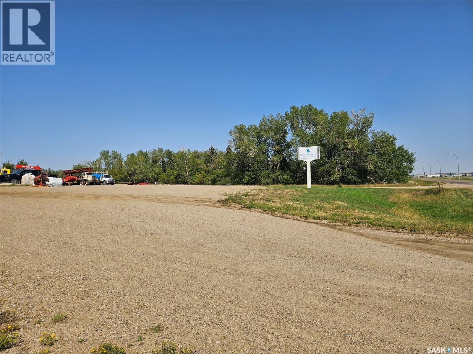 2315 North Service Road W, Swift Current, Saskatchewan  S9H 5L2 - Photo 10 - SK047104