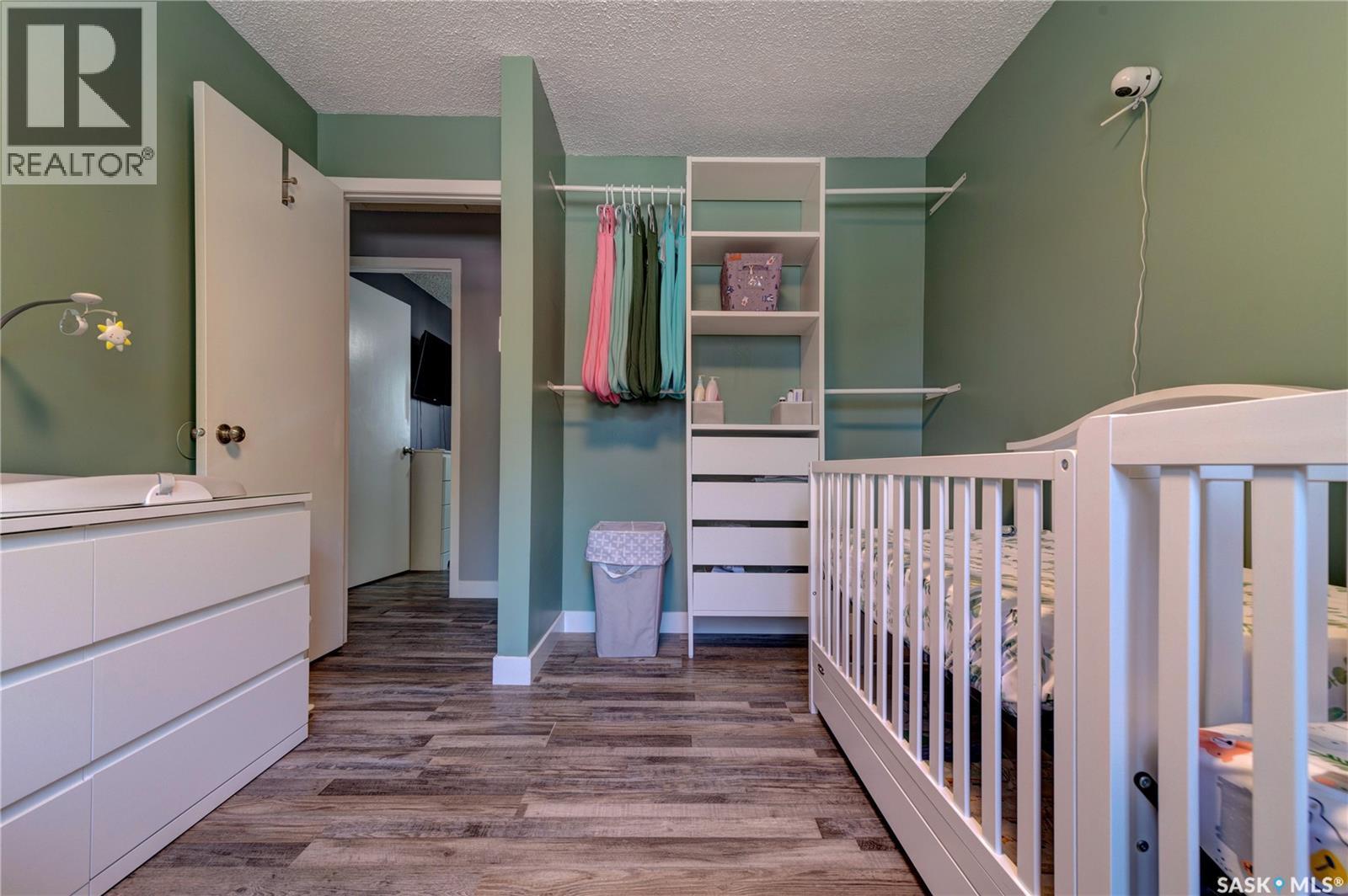 1210 Flexman Crescent, Regina, Saskatchewan  S4X 3A7 - Photo 13 - SK046915