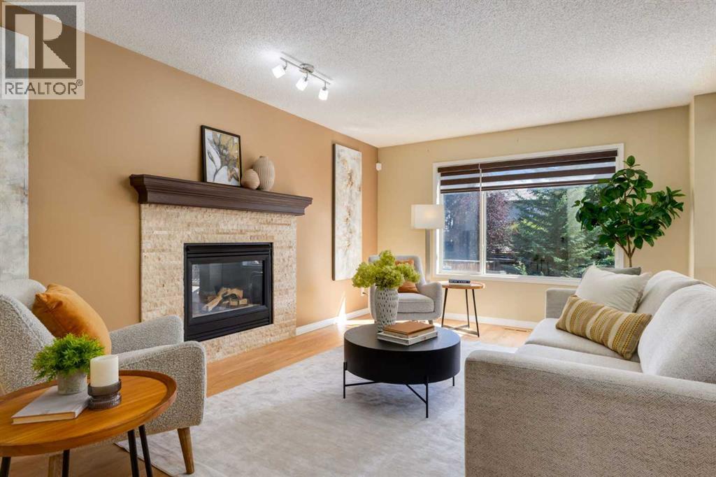 38 Spring Crescent Sw, Calgary, Alberta  T3H 3V2 - Photo 3 - A2341197