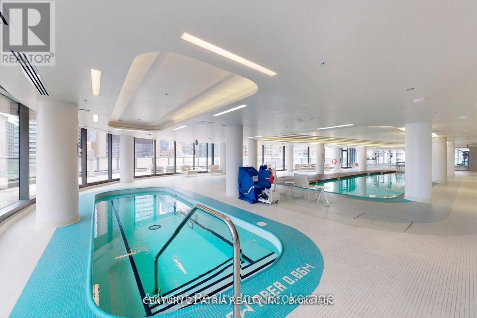 5213 - 11 Wellesley Street W, Toronto, Ontario  M4Y 1E8 - Photo 34 - C13728984