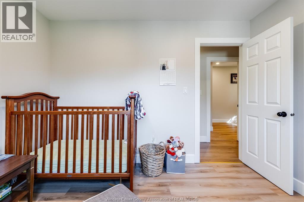 24 Donald, Leamington, Ontario  N8H 4J3 - Photo 17 - 26021216