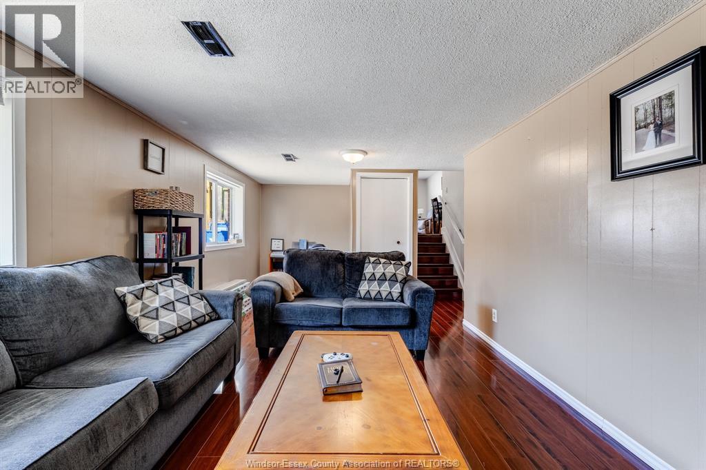 24 Donald, Leamington, Ontario  N8H 4J3 - Photo 22 - 26021216