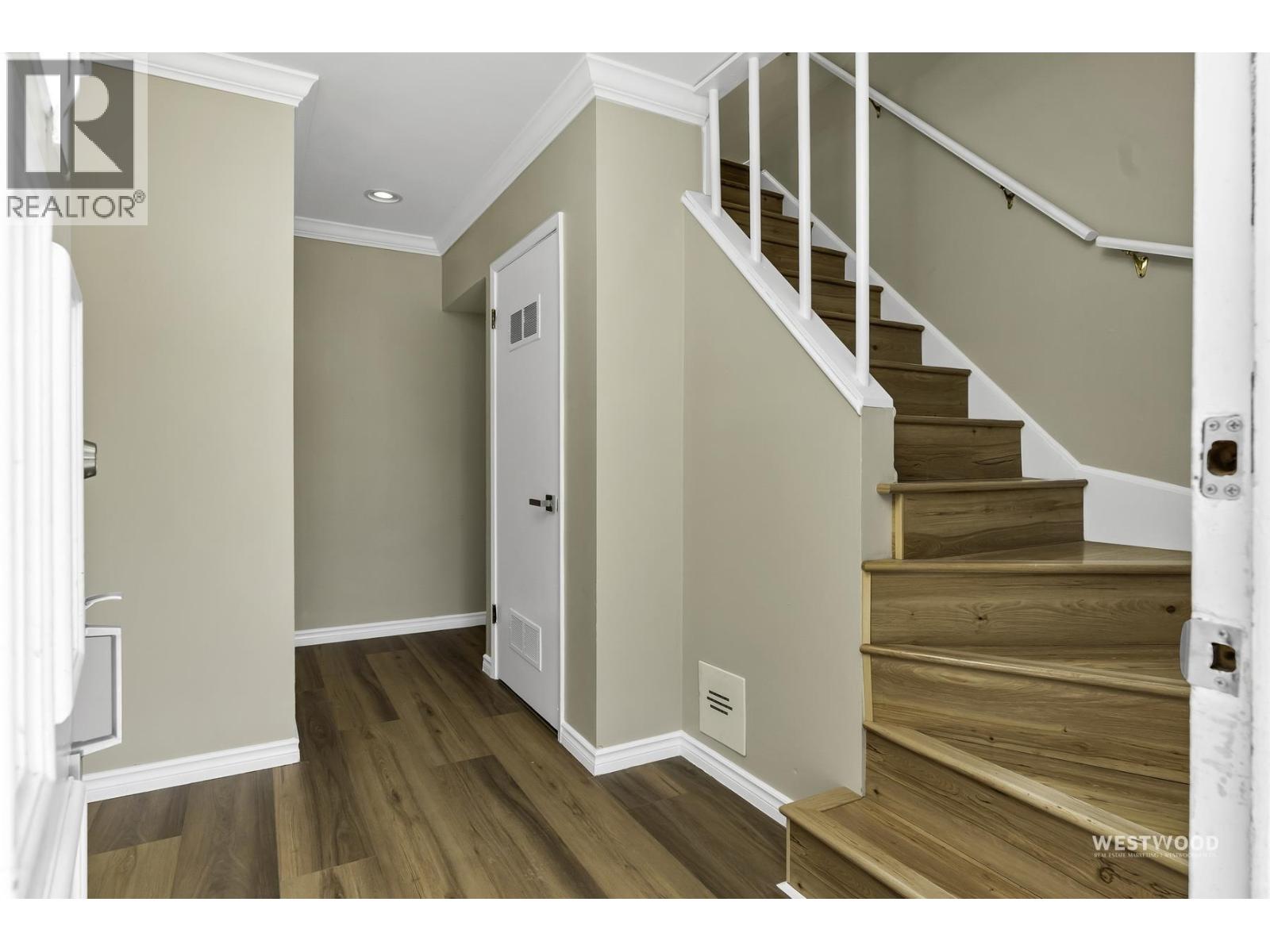 6040 Mara Crescent, Richmond, British Columbia  V7C 2P9 - Photo 11 - R3160077
