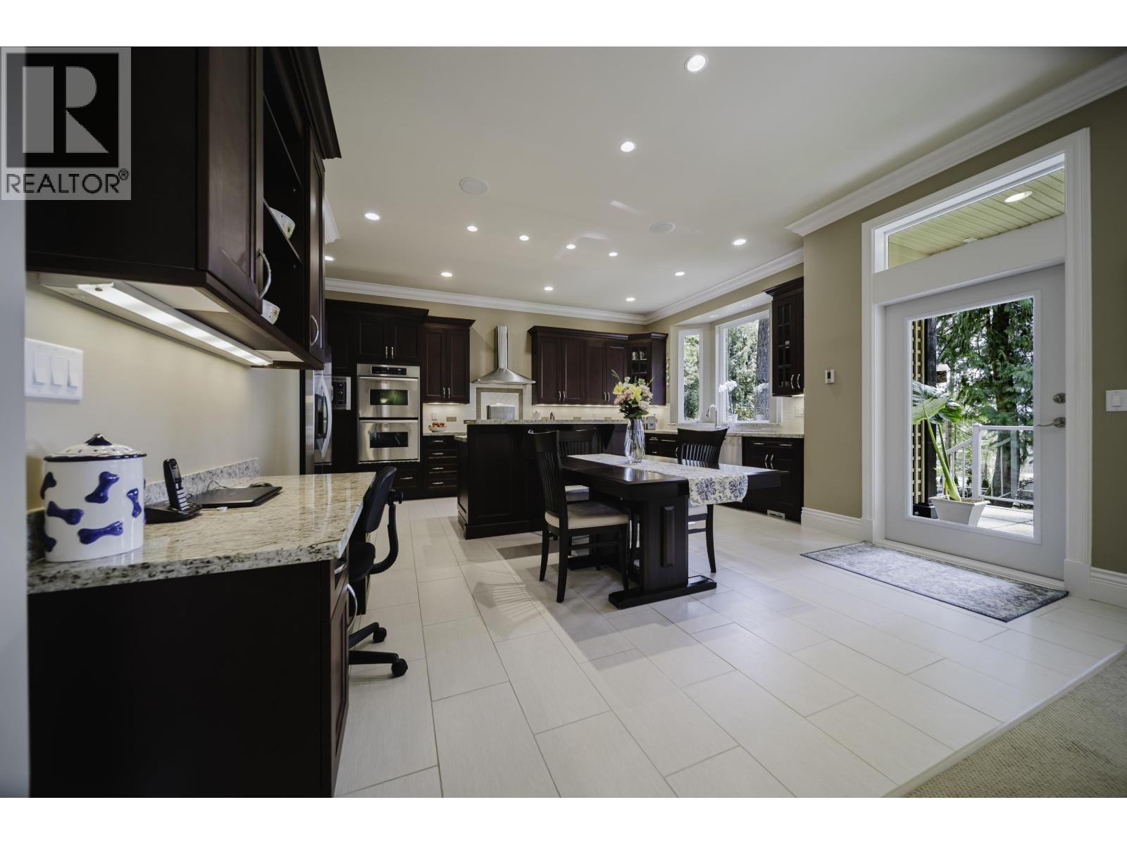1056 Ravenswood Drive, Anmore, British Columbia  V3H 5M6 - Photo 13 - R3160079