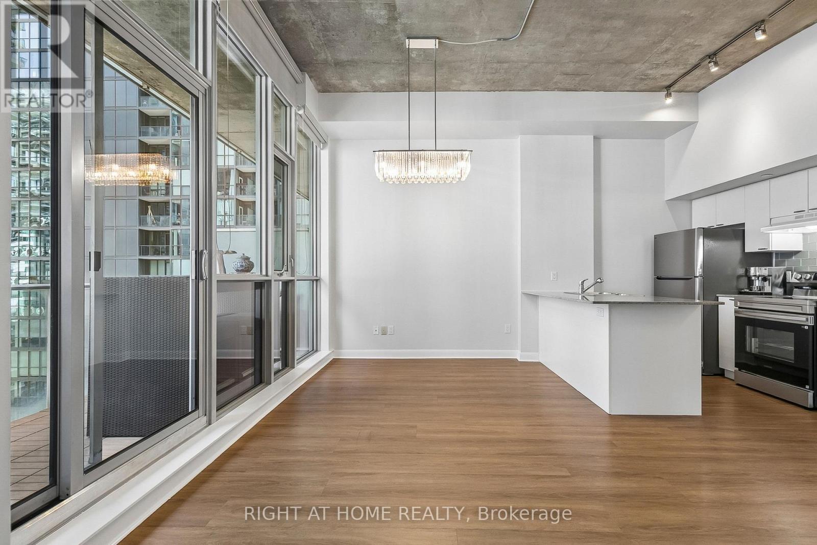 1606 - 375 King Street W, Toronto, Ontario  M5V 1K5 - Photo 11 - C13729180