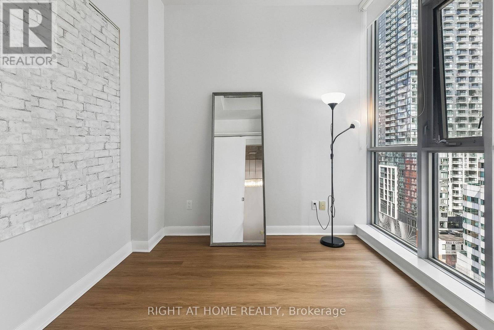 1606 - 375 King Street W, Toronto, Ontario  M5V 1K5 - Photo 17 - C13729180