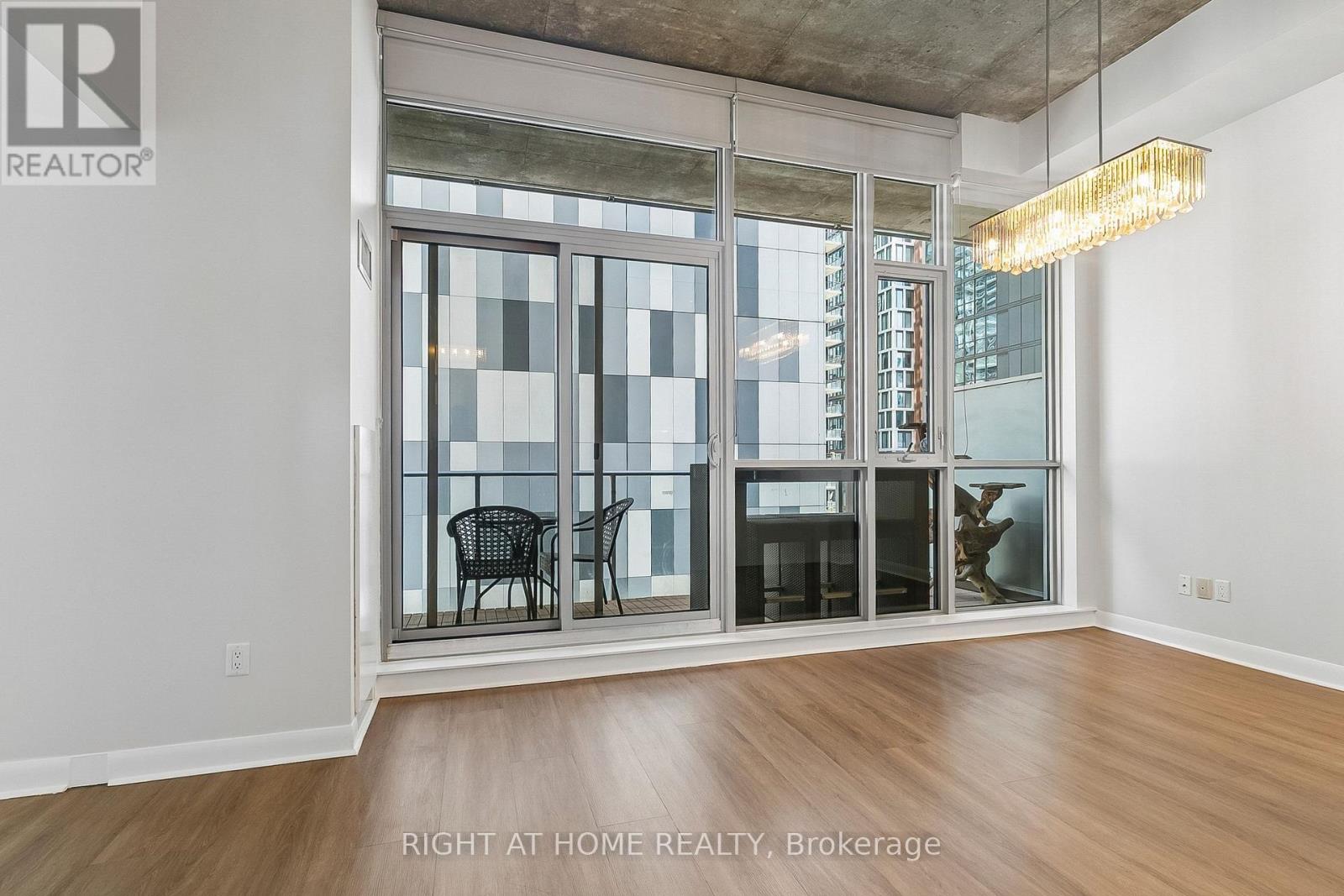 1606 - 375 King Street W, Toronto, Ontario  M5V 1K5 - Photo 4 - C13729180