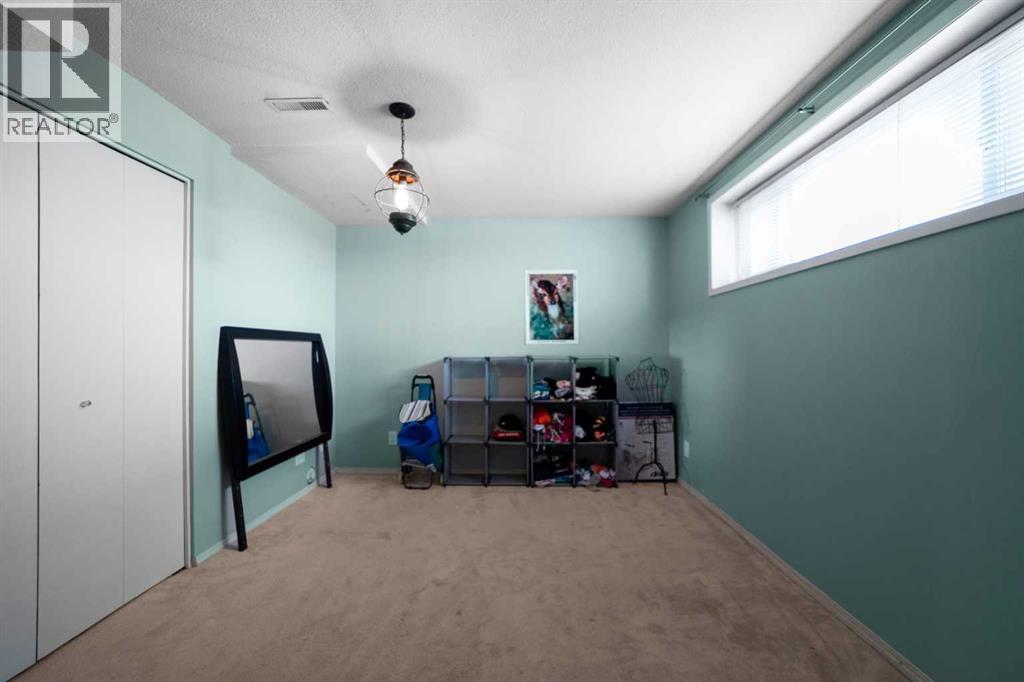 4206 62 Street, Camrose, Alberta  T4V 2W1 - Photo 33 - A2314160