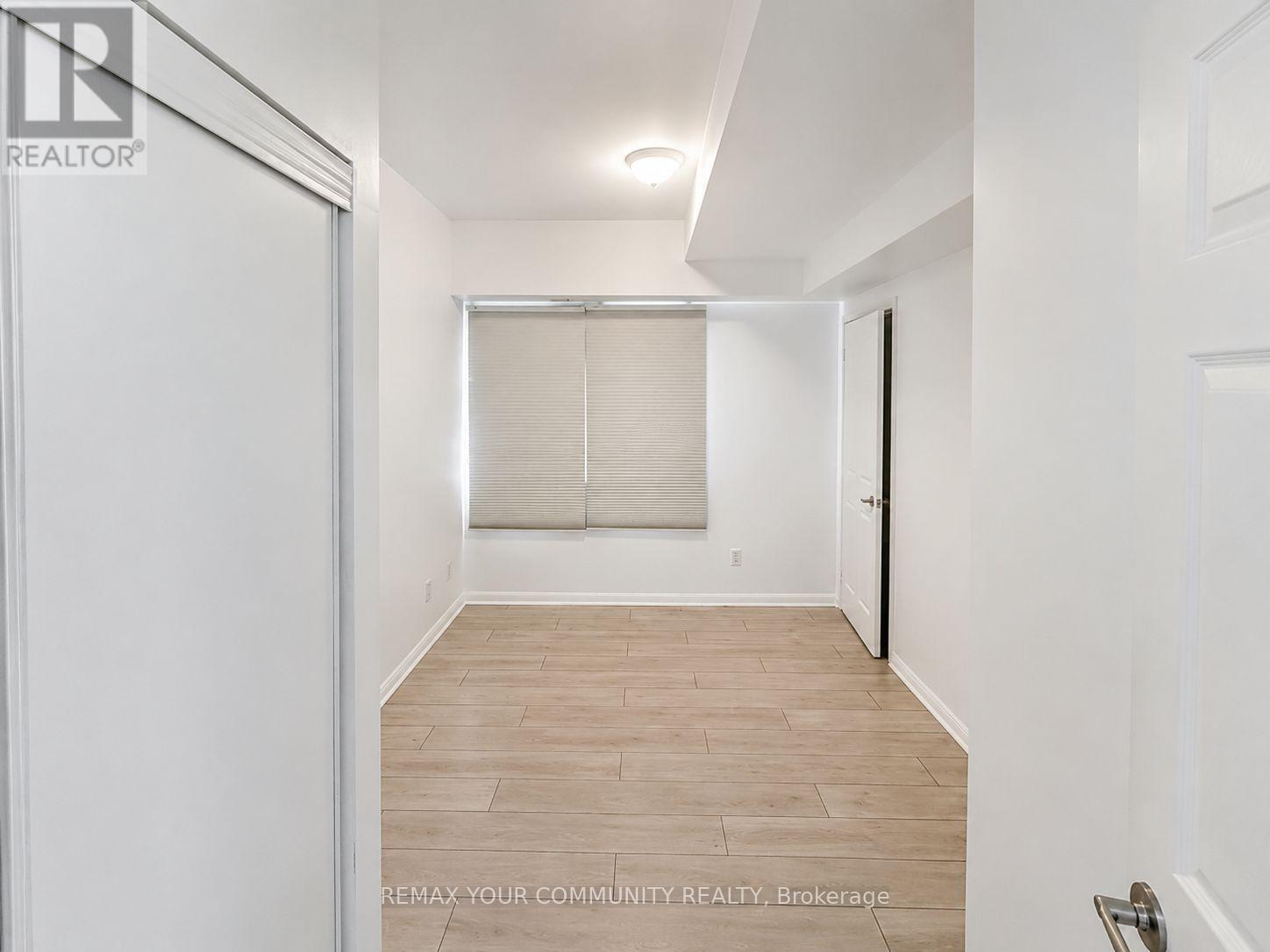 102 - 1 Center Street W, Richmond Hill, Ontario  L4C 3P3 - Photo 11 - N13729190