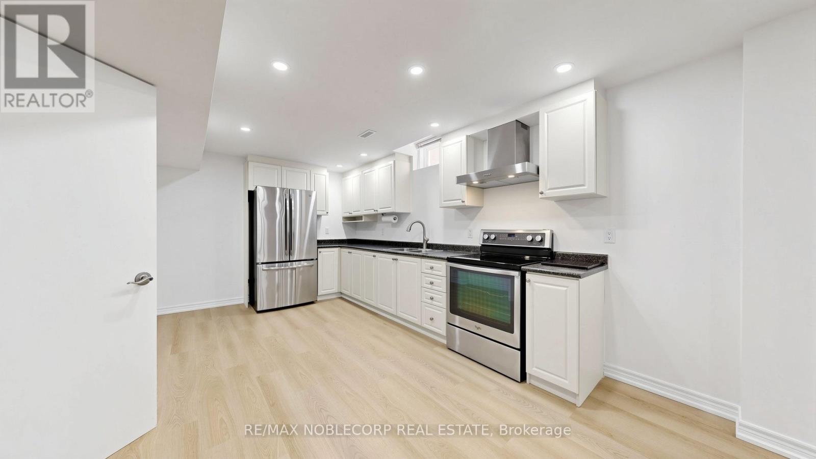 Lower - 103 Longhouse Street, Vaughan, Ontario  L4L 8E7 - Photo 2 - N13729202