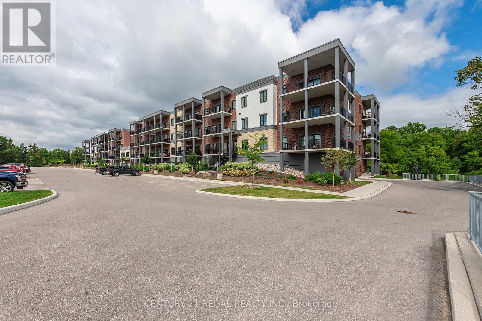 Unit 205 - 121 Mary Street, Clearview, Ontario  L0M 1G0 - Photo 6 - S13729212