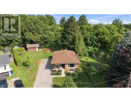 10 TAYLOR CRESCENT, Hamilton, Ontario