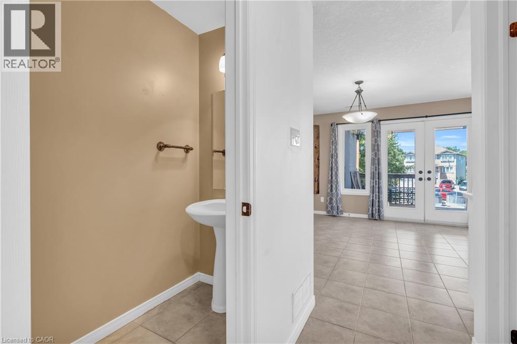 50 Howe Drive Unit# 19b, Kitchener, Ontario  N2E 0A2 - Photo 8 - 40859215
