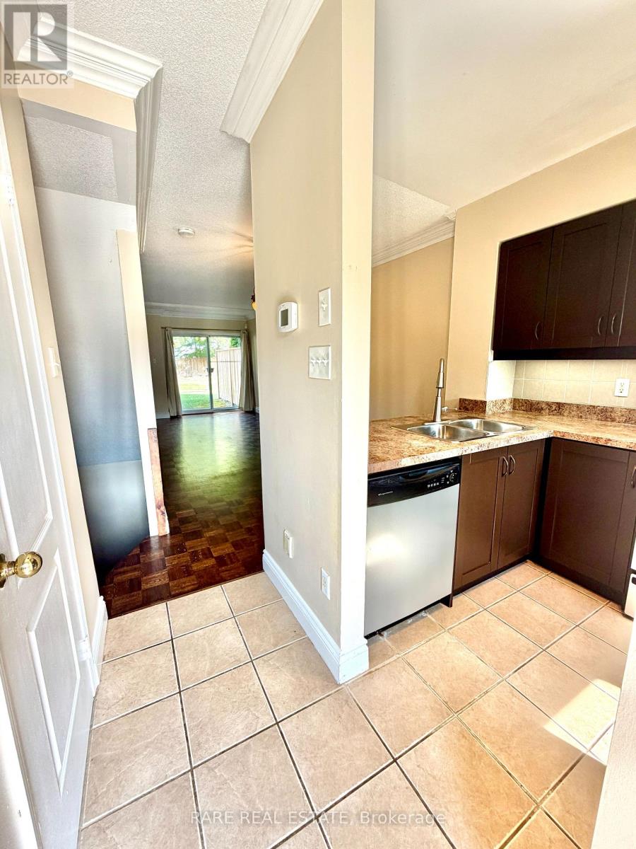 77 - 735 New Westminster Drive, Vaughan, Ontario  L4J 7Y9 - Photo 2 - N13729160