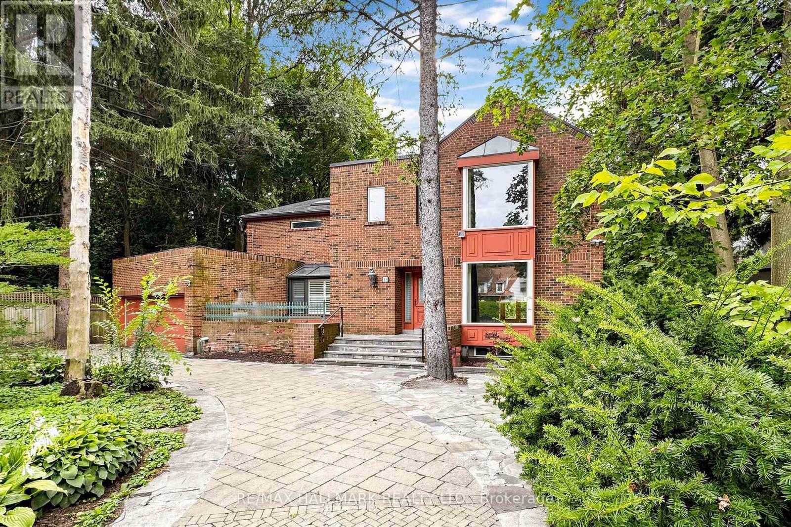 40 Donino Avenue, Toronto, Ontario  M4N 2W7 - Photo 2 - C13729252