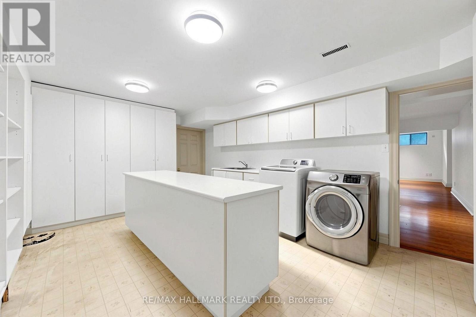 40 Donino Avenue, Toronto, Ontario  M4N 2W7 - Photo 41 - C13729252