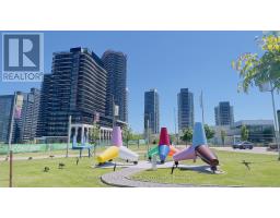 605N - 68 ESTHER SHINER BOULEVARD, Toronto, Ontario