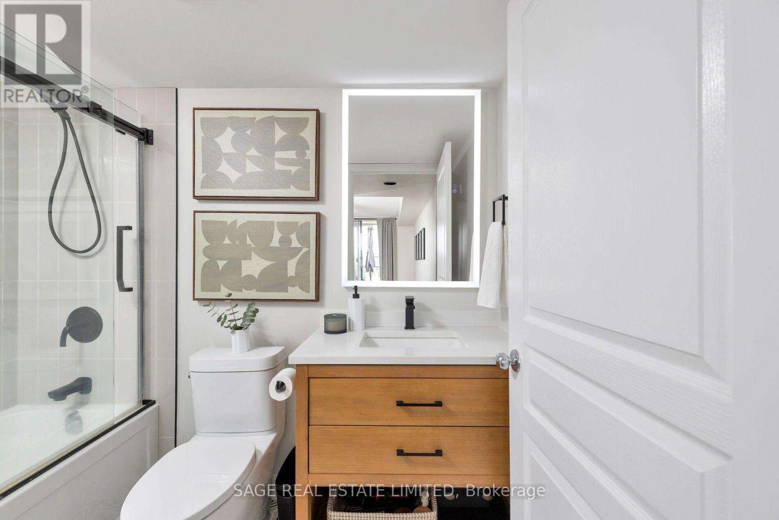 401 - 1765 Queen Street E, Toronto, Ontario  M4L 3Z2 - Photo 18 - E13729270