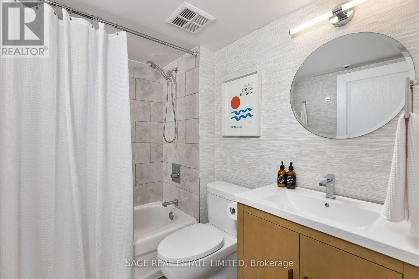 401 - 1765 Queen Street E, Toronto, Ontario  M4L 3Z2 - Photo 25 - E13729270