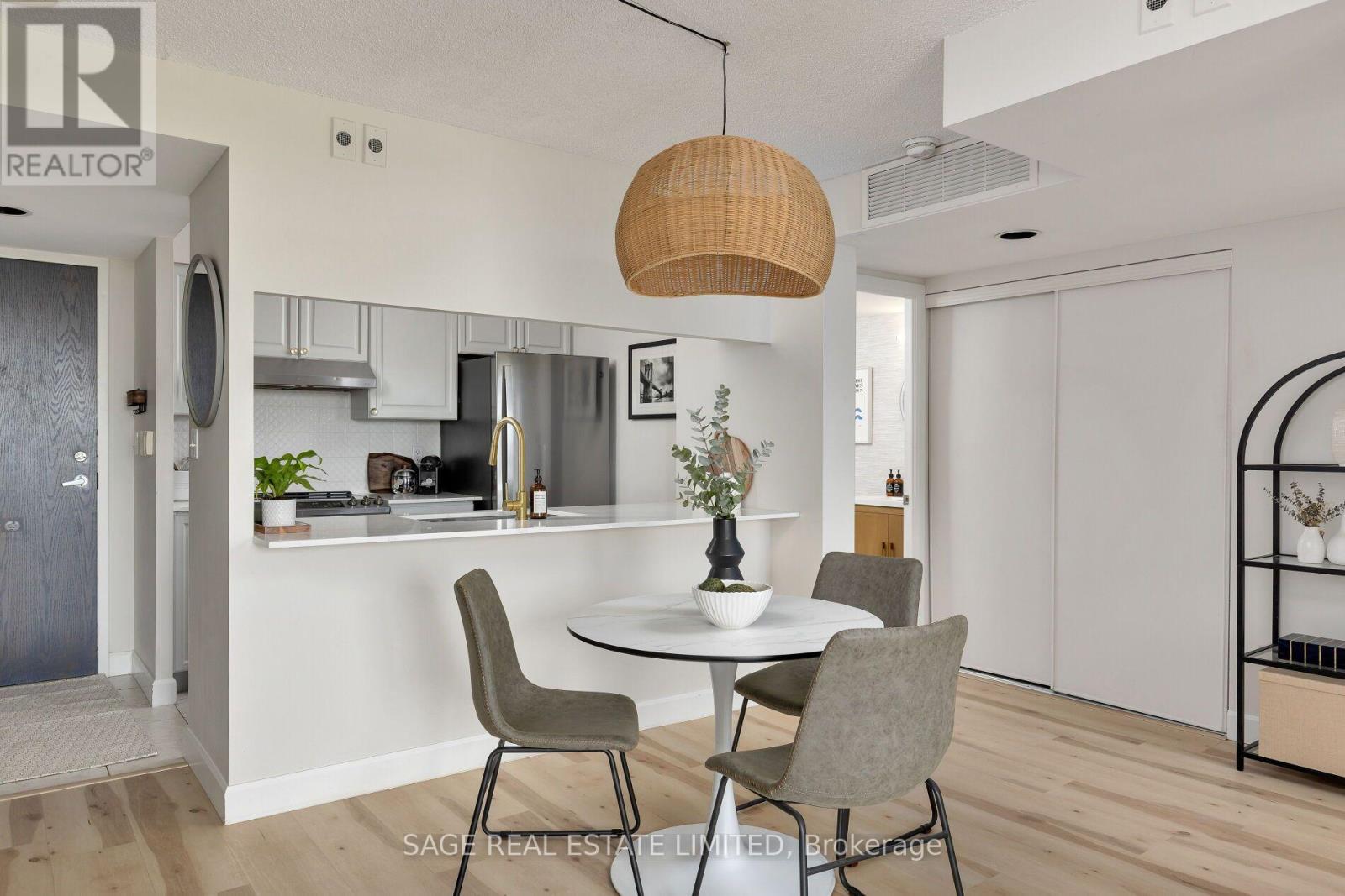 401 - 1765 Queen Street E, Toronto, Ontario  M4L 3Z2 - Photo 6 - E13729270