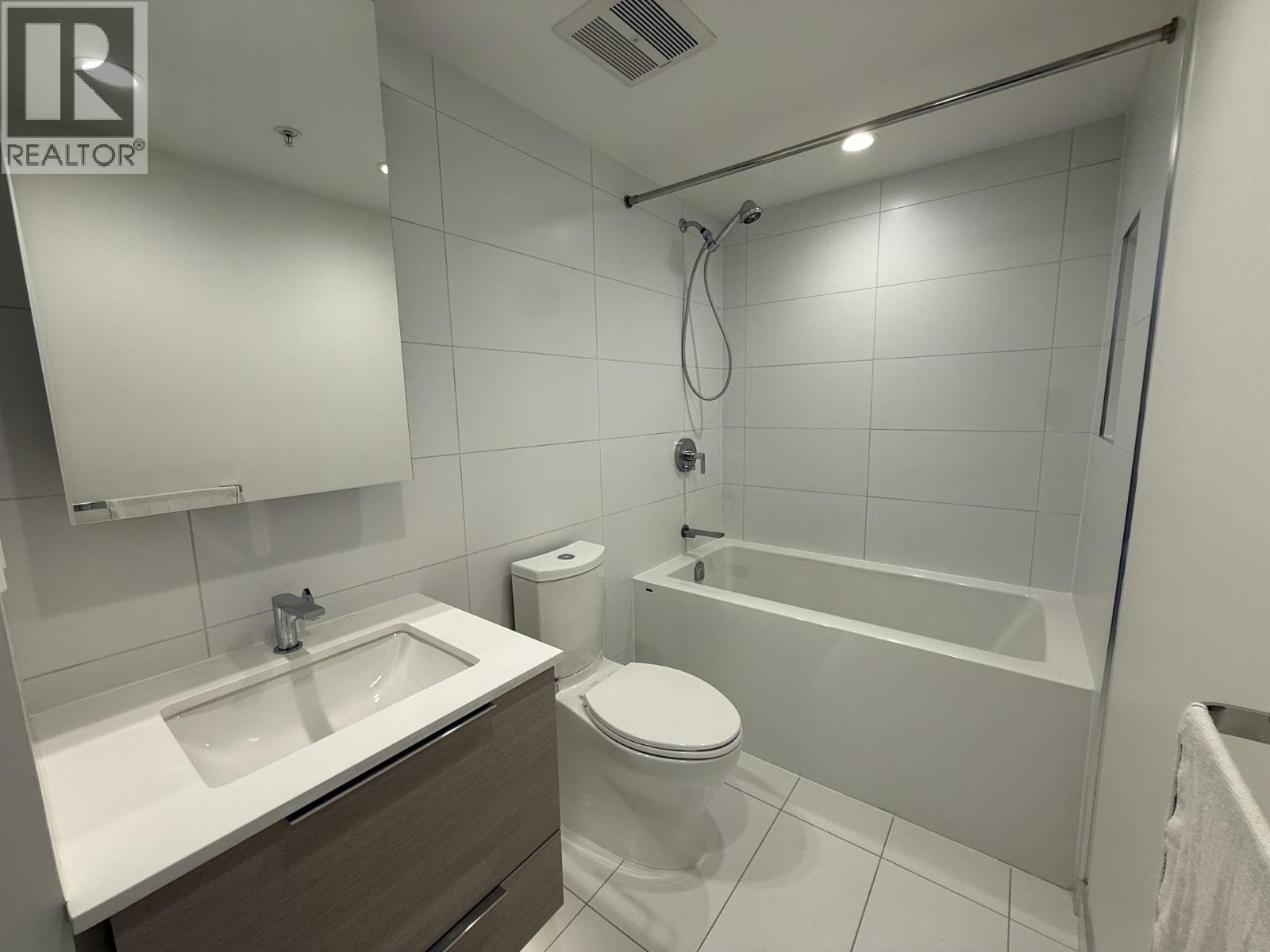 1103 450 Westview Street, Coquitlam, British Columbia  V3K 6C3 - Photo 8 - R3131999
