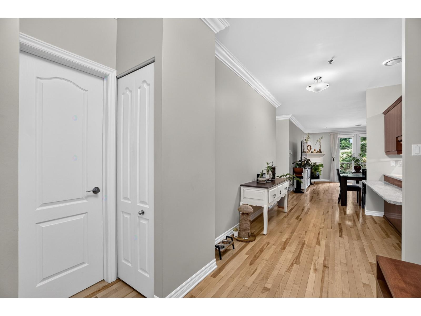 3000 Boul. Notre-Dame|#106 Laval (Chomedey) Quebec Canada H7V4B8 5