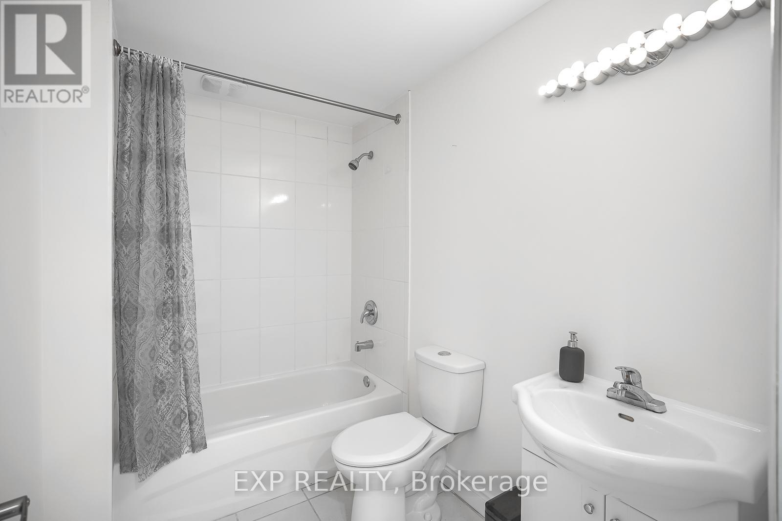 3346 Terra Cotta Lane, Burlington, Ontario  L7M 0L4 - Photo 39 - W13729234