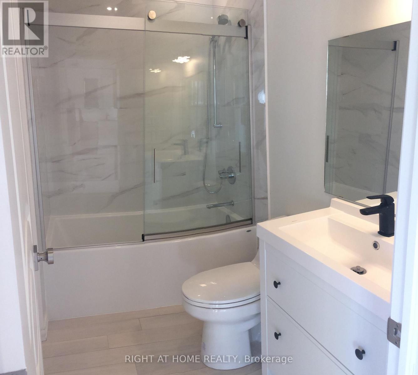 4 - 843 Main Street E, Hamilton, Ontario  L8M 1L8 - Photo 17 - X13729240