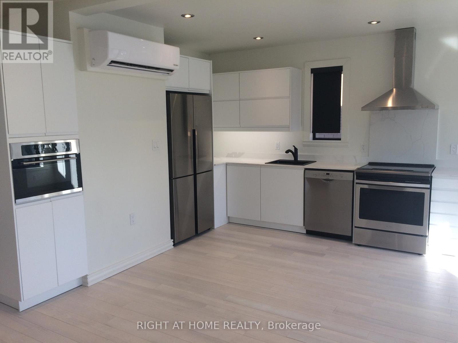 4 - 843 Main Street E, Hamilton, Ontario  L8M 1L8 - Photo 5 - X13729240