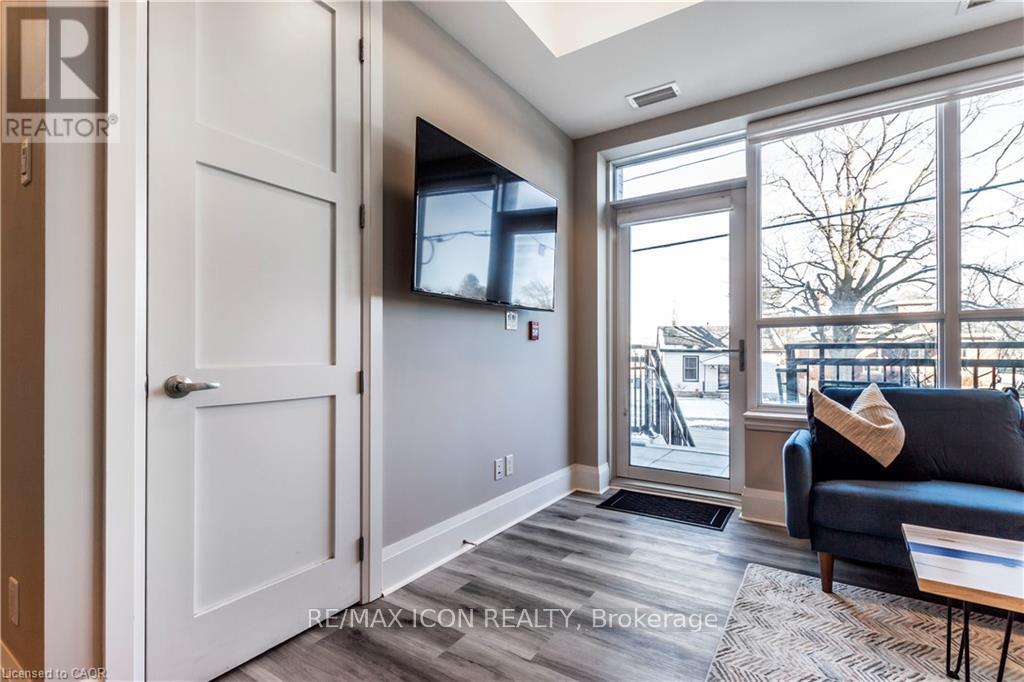 102 - 63 Arthur Street S, Guelph, Ontario  N1E 0A8 - Photo 4 - X13729290