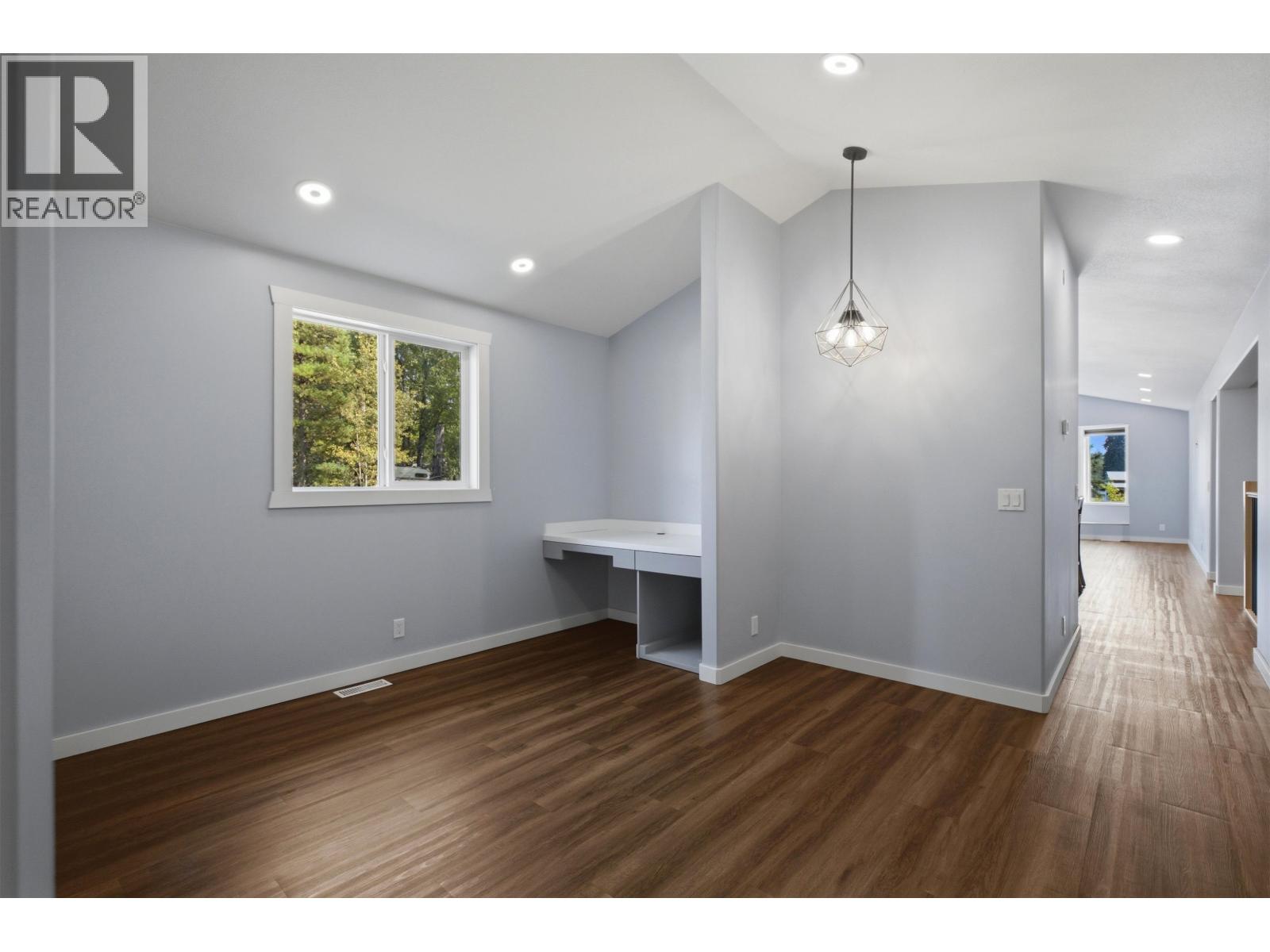 2102 Quartz Road, Quesnel, British Columbia  V2J 4N7 - Photo 11 - R3159968