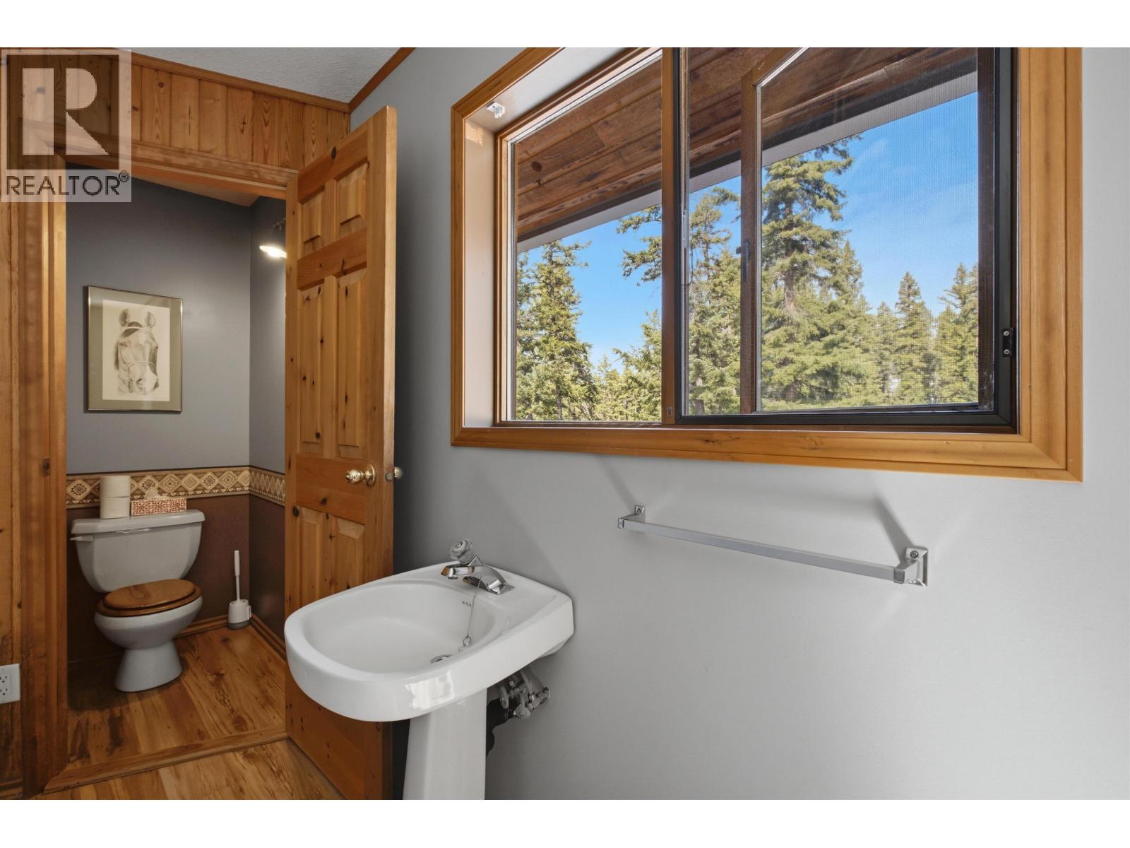 2635 Basaraba Road, Williams Lake, British Columbia  V2G 4W2 - Photo 21 - R3160147
