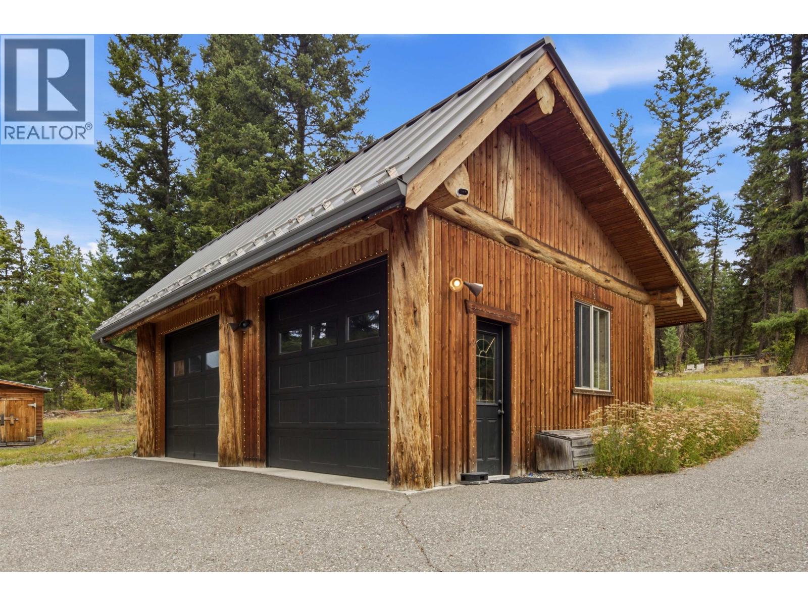 2635 Basaraba Road, Williams Lake, British Columbia  V2G 4W2 - Photo 37 - R3160147