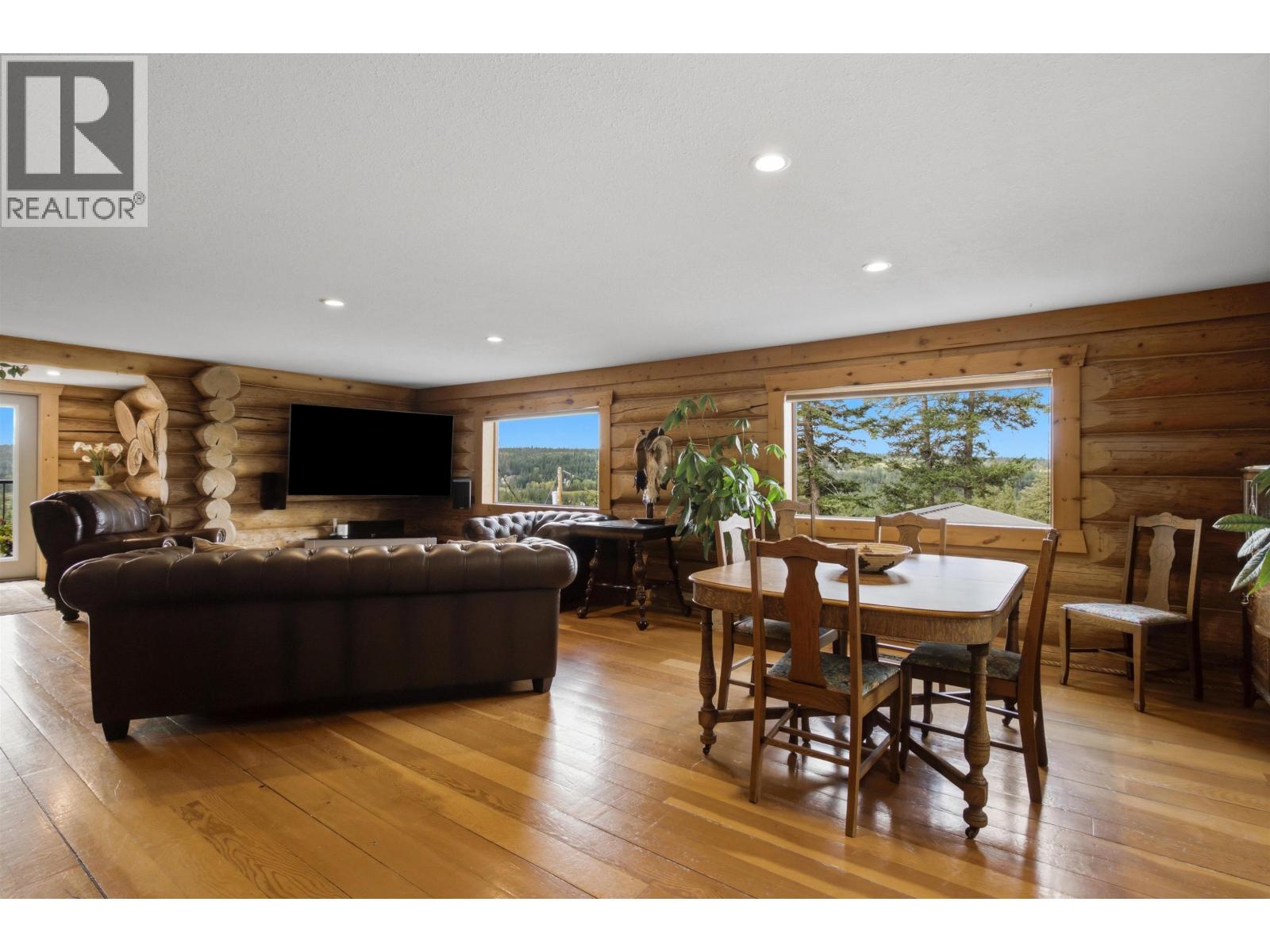 2635 Basaraba Road, Williams Lake, British Columbia  V2G 4W2 - Photo 4 - R3160147