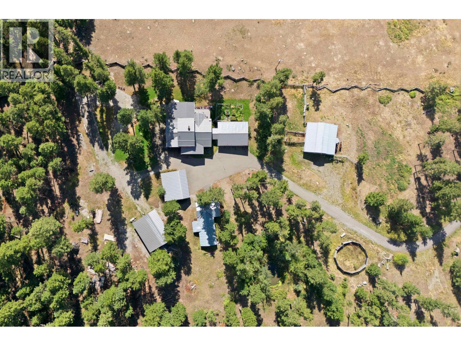 2635 Basaraba Road, Williams Lake, British Columbia  V2G 4W2 - Photo 40 - R3160147
