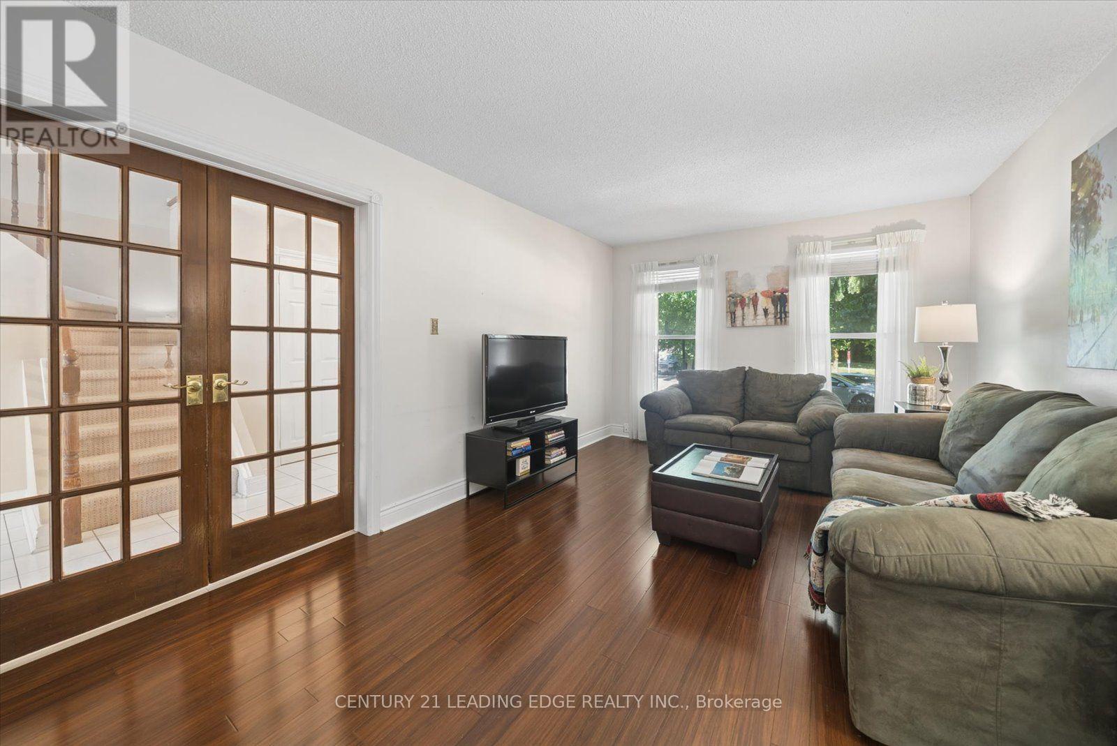 3074 Tours Road, Mississauga, Ontario  L5N 3J2 - Photo 11 - W13729310