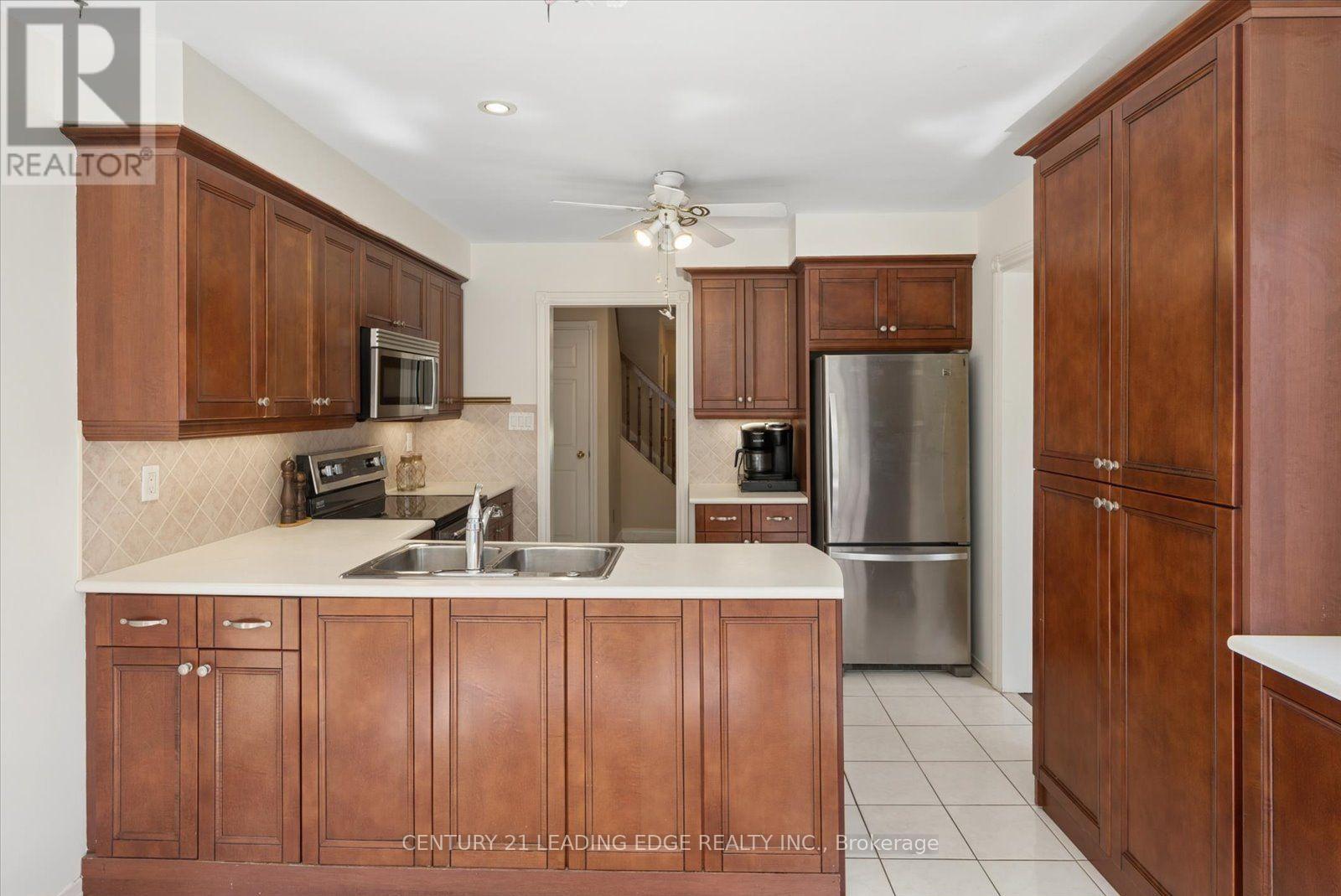 3074 Tours Road, Mississauga, Ontario  L5N 3J2 - Photo 16 - W13729310