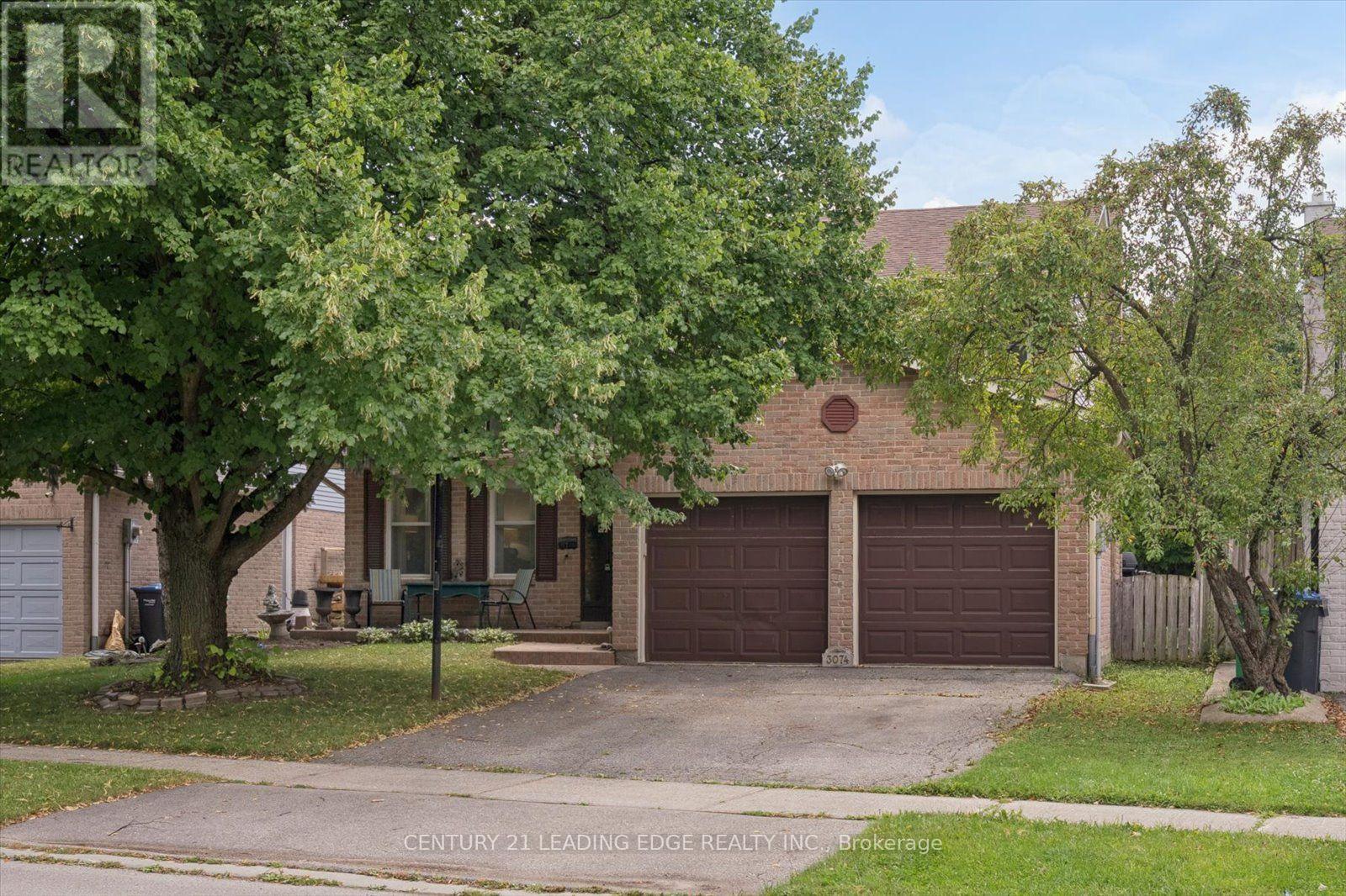 3074 Tours Road, Mississauga, Ontario  L5N 3J2 - Photo 2 - W13729310