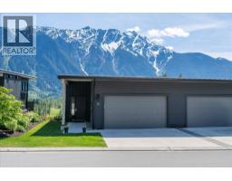 16 4000 SUNSTONE WAY, Pemberton, British Columbia