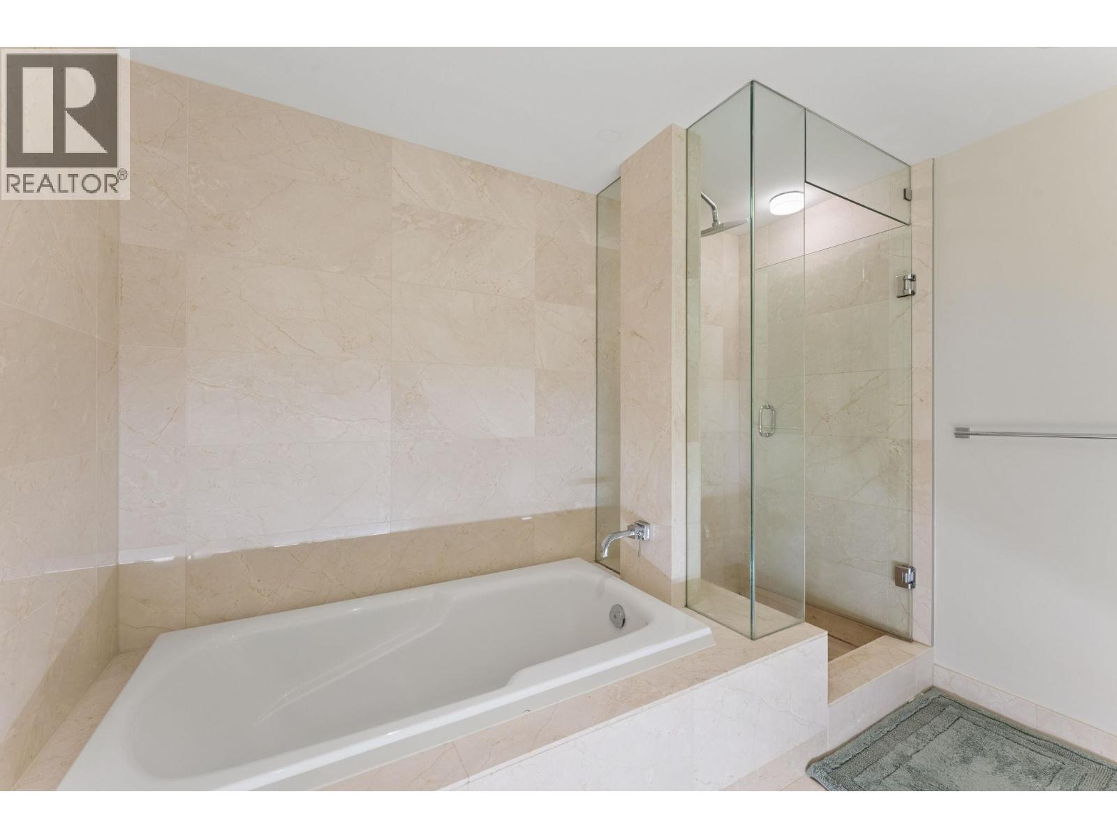 305 8 Smithe Mews, Vancouver, British Columbia  V6B 0A5 - Photo 12 - R3160133