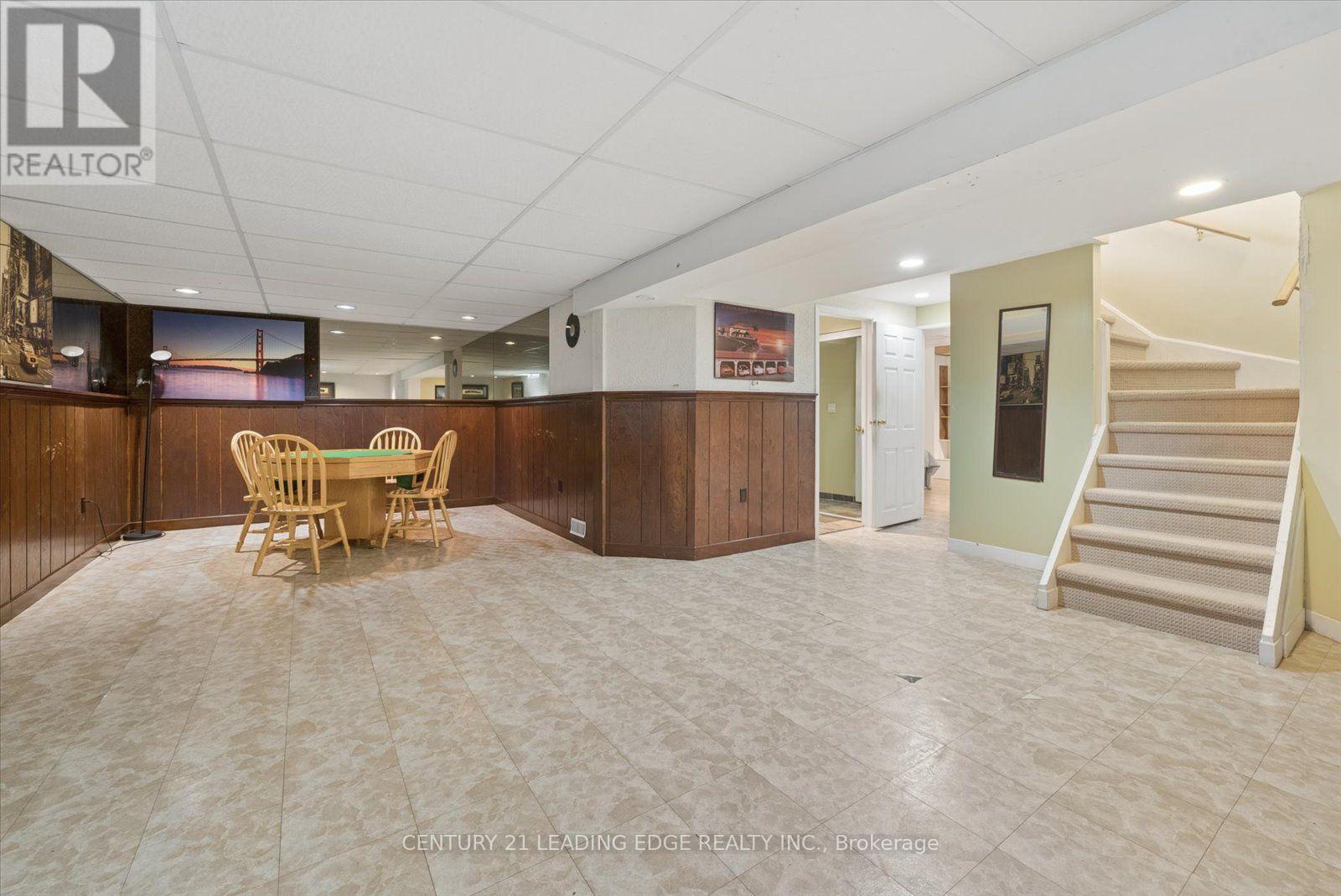 3074 Tours Road, Mississauga, Ontario  L5N 3J2 - Photo 40 - W13729310
