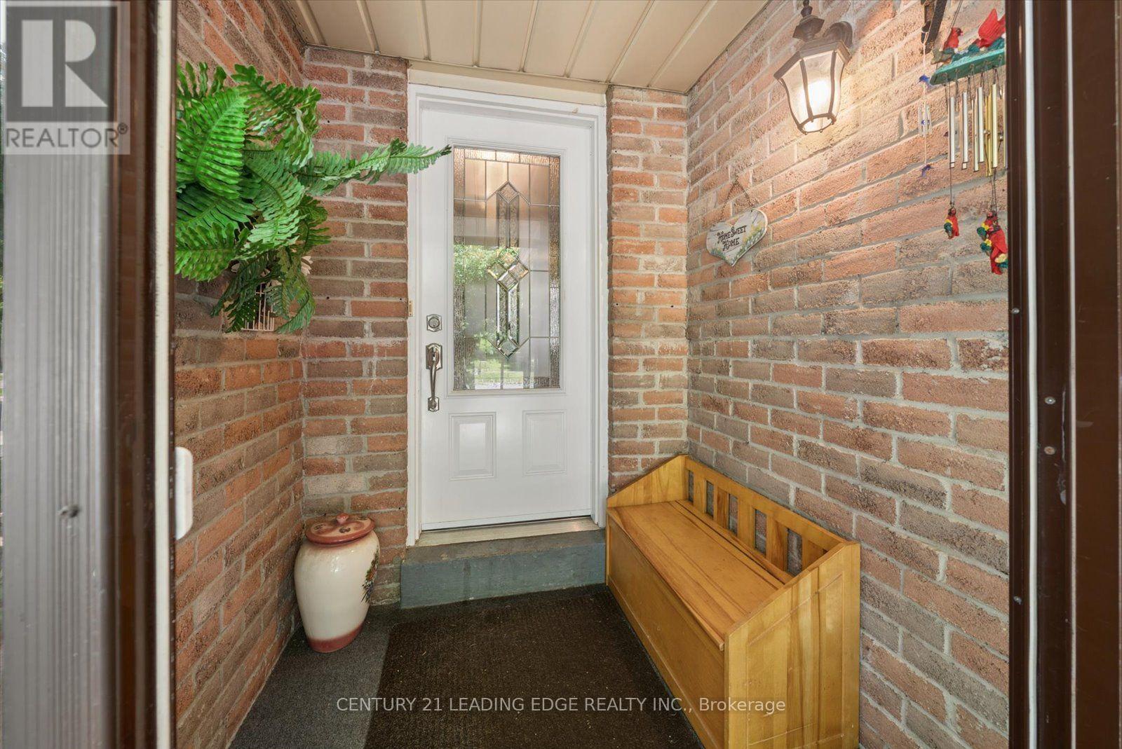 3074 Tours Road, Mississauga, Ontario  L5N 3J2 - Photo 8 - W13729310