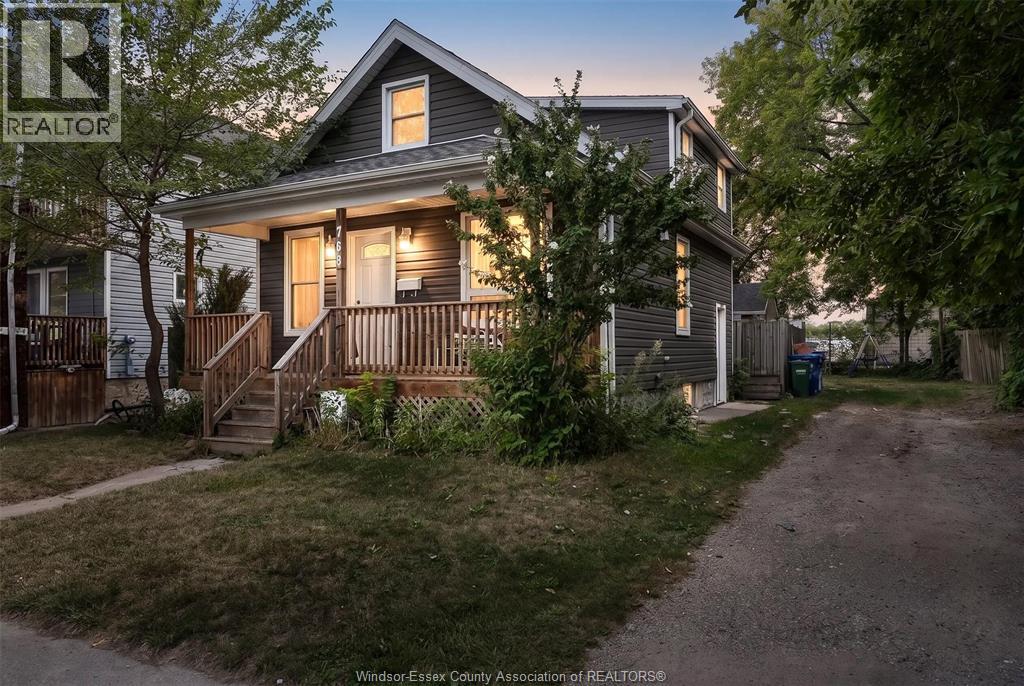 768 Mckay, Windsor, Ontario  N9B 2A1 - Photo 1 - 26021209