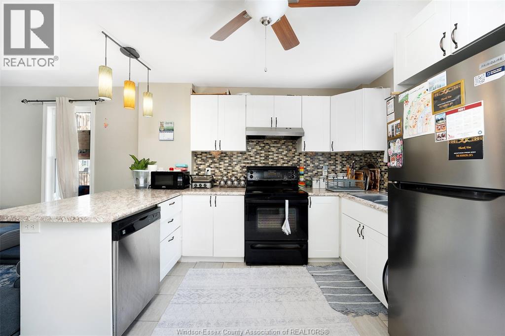 768 Mckay, Windsor, Ontario  N9B 2A1 - Photo 18 - 26021209